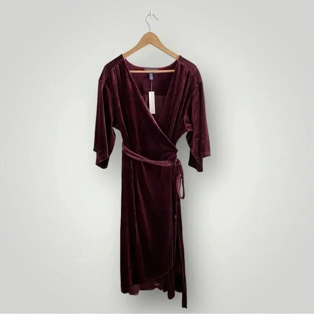 MODCLOTH‎ Velvet Wrap Dress burgundy Sz 2X